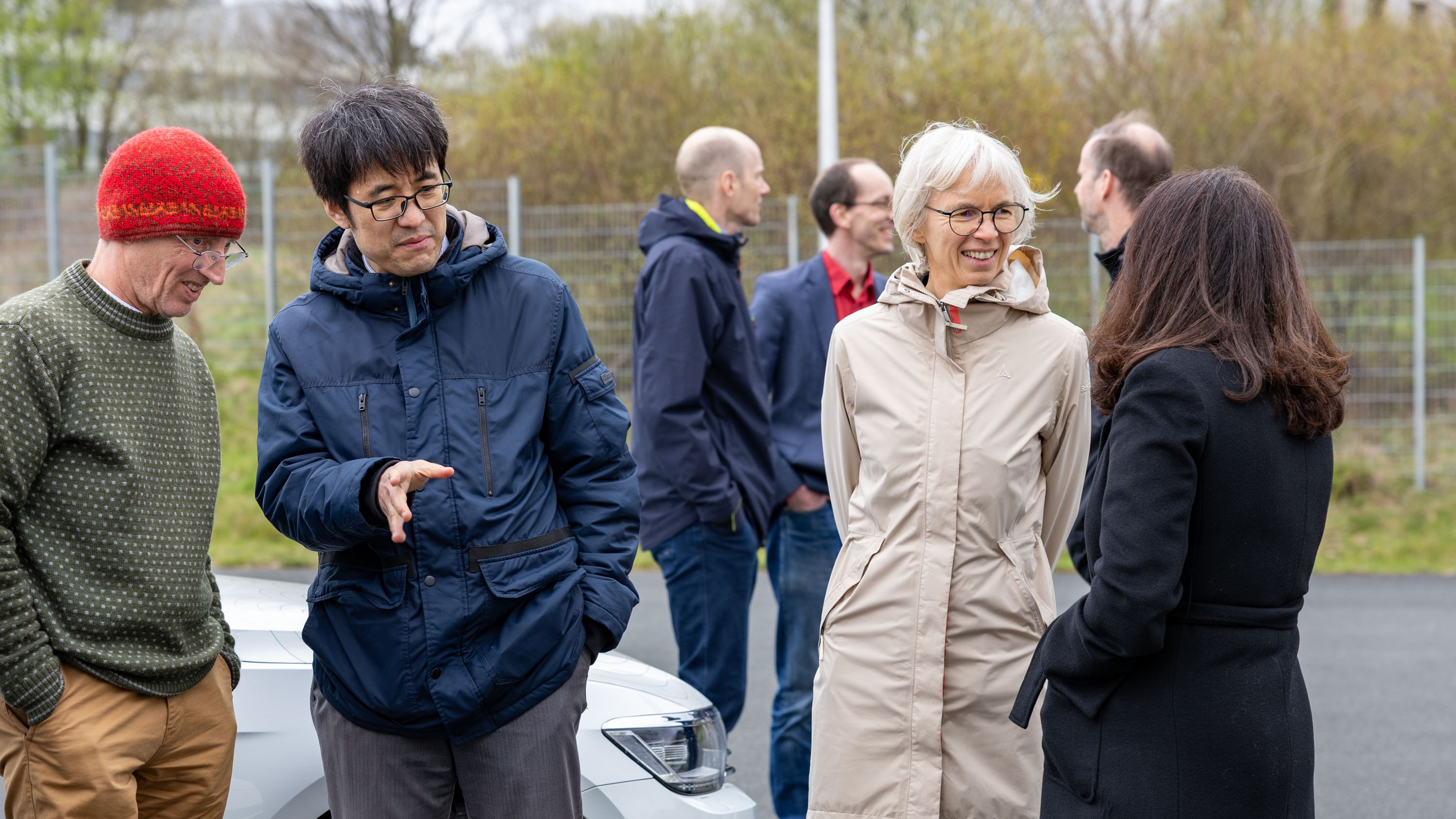 Besuch der Fakultät Verkehrswissenschaften Teilnehmer des Auftakttreffens auf dem Testoval