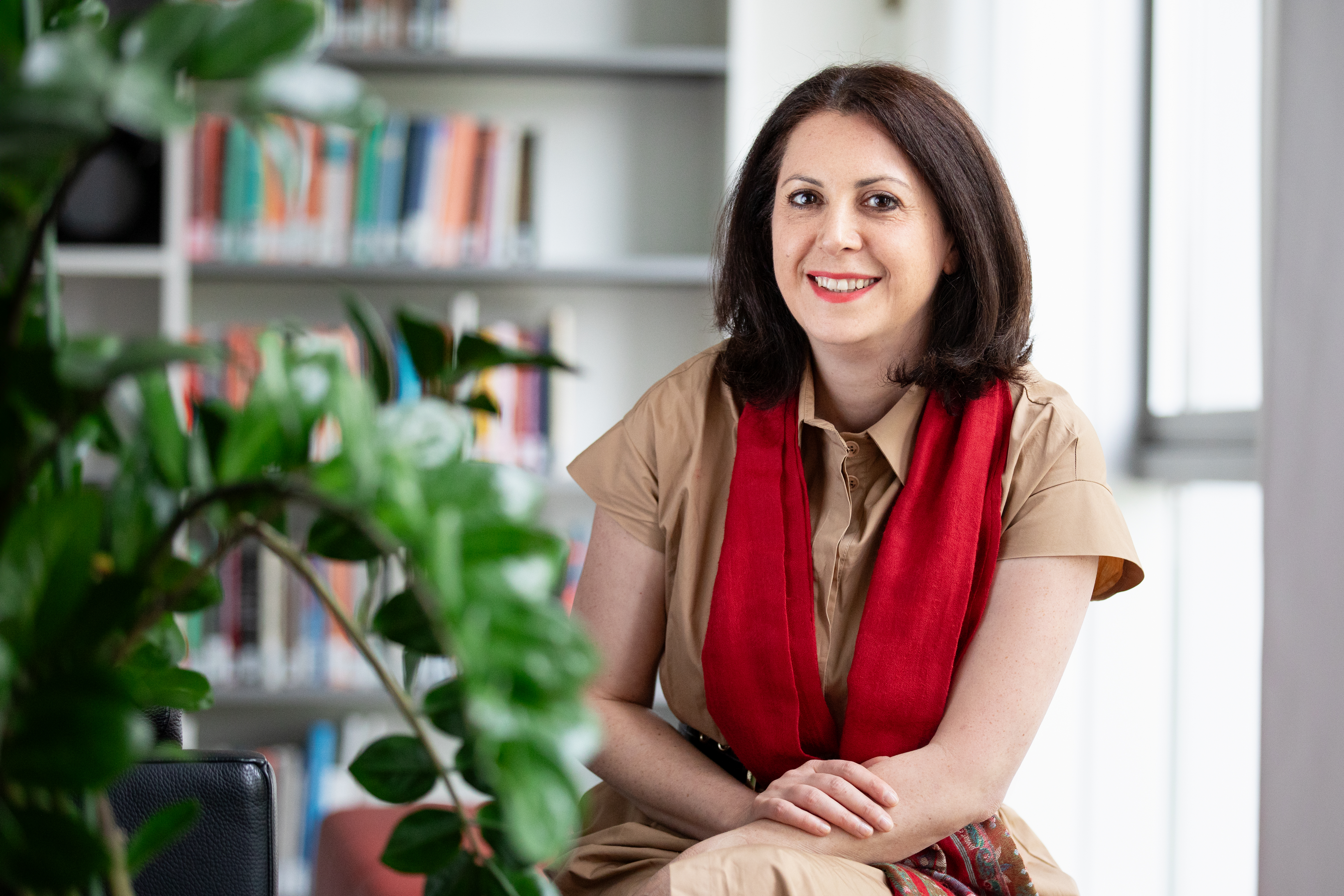 Foto von Prof. Dr. Sanaz Mostaghim, Institutsleiterin Fraunhofer IVI